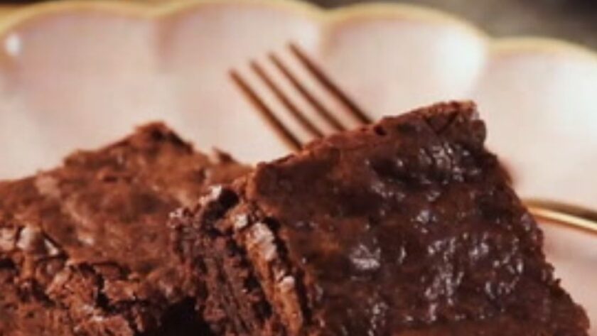 Martha Stewart​ Fudgy Brownies