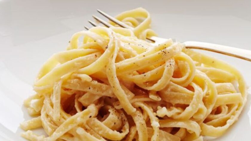 martha stewart alfredo fettuccine​