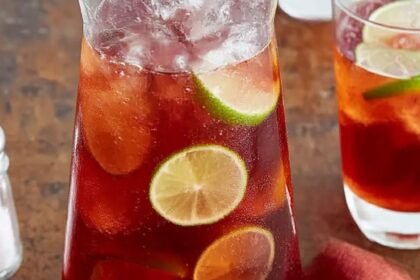 Cranberry-White Wine Spritzer Recipe