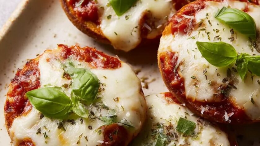 English Muffin Pizza Snacks Recipe