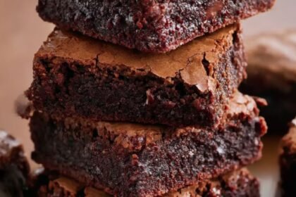 Fudgy Double-Chocolate Brownies Recipe