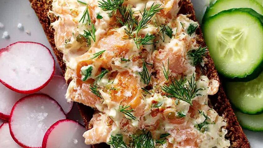 Lemony-Yogurt Salmon Tartine with Dill Recipe