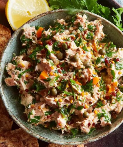 No-Mayo Mediterranean Tuna Salad Recipe