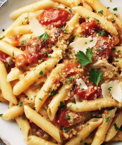 Penne with Tomatoes and Parsley Breadcrumbs Recipe