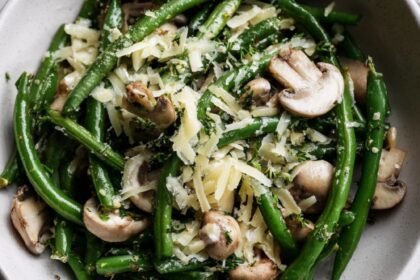 Martha Stewart Green Beans With Gruyere Recipe